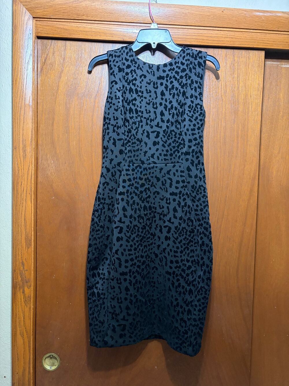 Calvin Klein Women's Size 6 Black Leopard Animal Print Sleeveless Sheath Dress